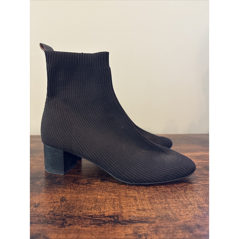 KURT GEIGER LONDON Mini Elmer Ankle Boots womens size 40.5 9.5 Ribbed Fabric